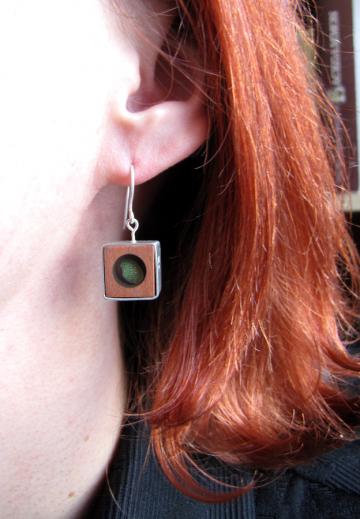 Earrings Silver, Pink Ivory wood and Emerald Nerite : $69