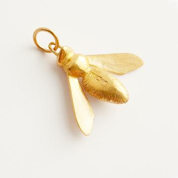 Solid 22ct Yellow Gold Honey Bee Pendant.