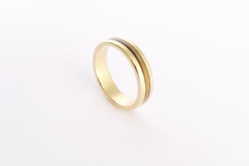 Wedding Ring 18ct Gold with Green Abalone